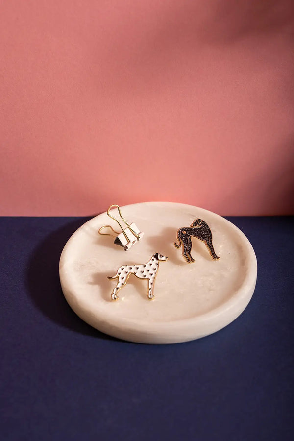 Dalmatian - Pins: Two stylized dalmatian pins with a gold clip, perfect for a gift set.