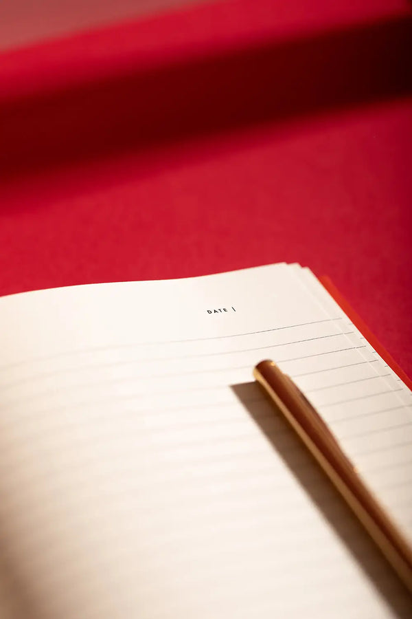Bisou Bella Hardcover Notebook A5 - Interior view of the lined paper with "DATE" header.